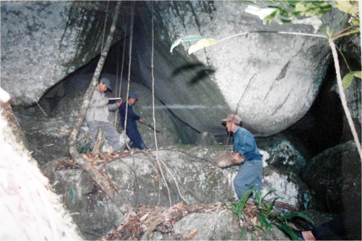 Di tích lịch sử quốc gia Hang đá buôn Đắk Tuar